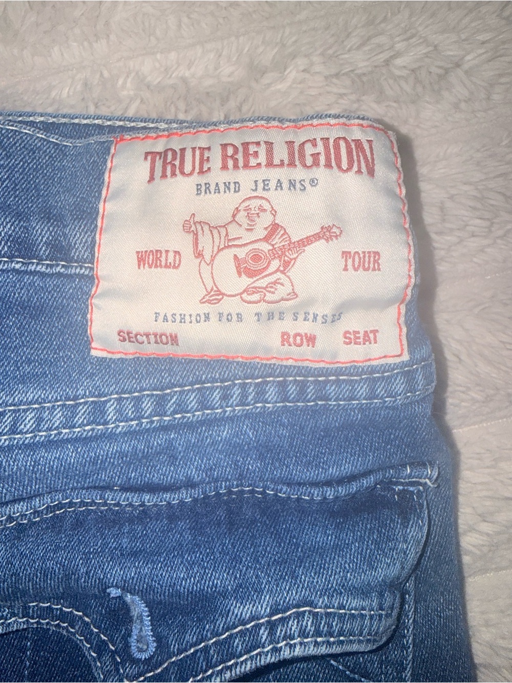 True Religion Men’s Medium Blue Denim Jeans with Red Logo Patch